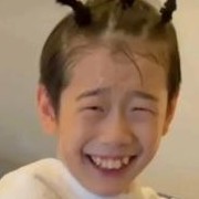 Charissa215's avatar