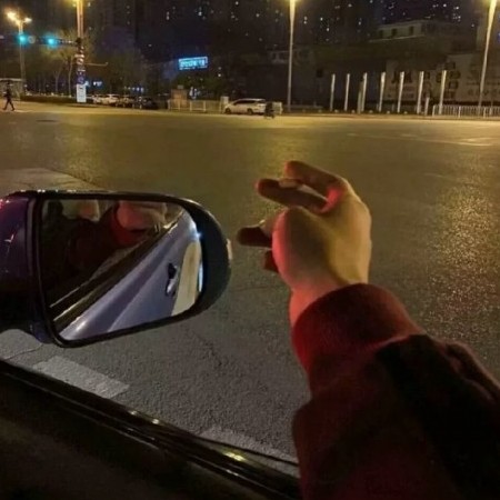 zhangjiawen2017's avatar