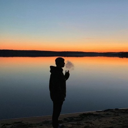 9889azjdjdj's avatar