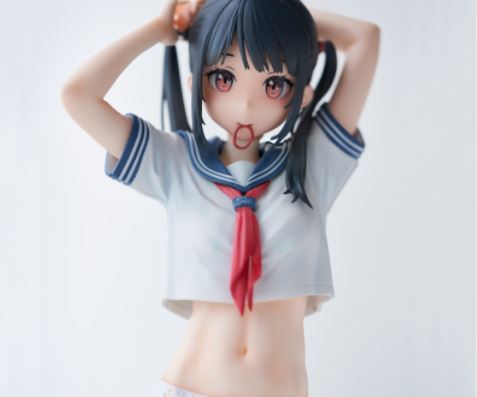 露出蠻腰的小小性感-union-creative-人氣畫集-水手服的裡面-封面立體化-隱隱約約的純淨展現